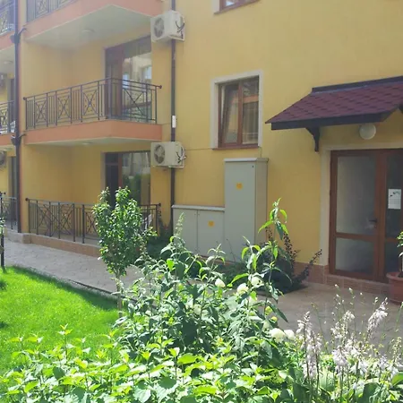 Kremena In Sv With Swimming Pool Guest house 4*