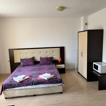 Kremena In Sv With Swimming Pool Guest house 4*