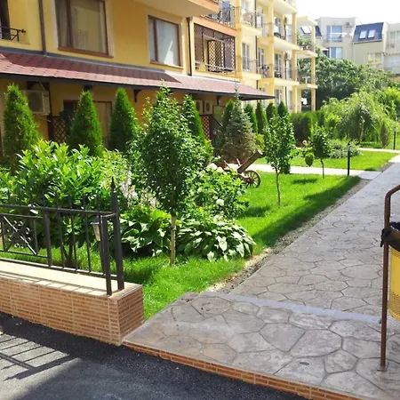 Guest house Kremena In Sv With Swimming Pool 4*